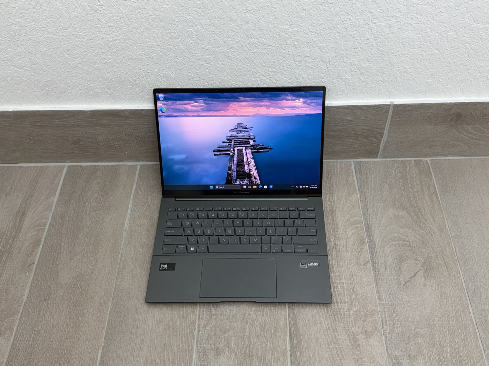 Asus Zenbook Q415M 14" Touch Laptop Core Ultra 5 125H 8GB RAM 512GB NVMe Win-11