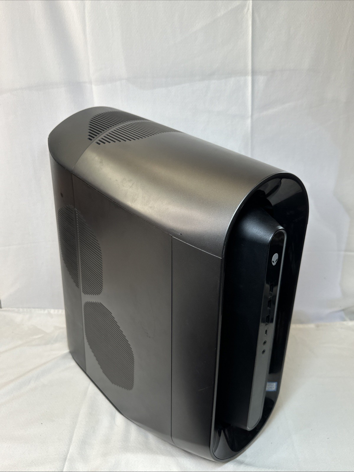 Alienware Aurora R9 Gaming Chassis w/i-5 9400, 8GB DDR4, 256GB SSD, NO OS Or GPU