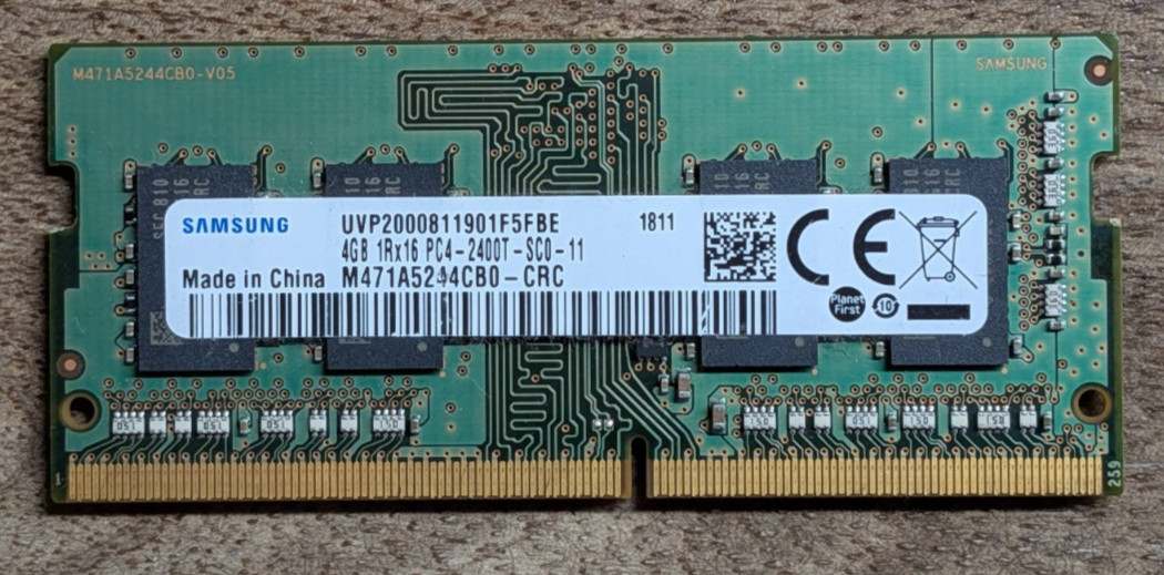 Samsung 4GB 1Rx16 PC4-2400T-SC0-11 M471A5244CB0-CRC Laptop RAM Memory (K61-15)