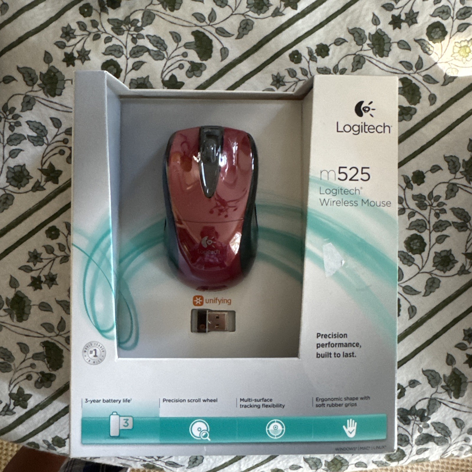 Logitech M525 Wireless Mouse Red 910-002697 W Dongle New In Box