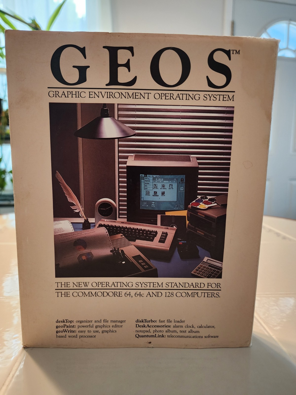 GEOS Graphic Environment Operating System (Commodore 64 / 128) Berkley Softworks