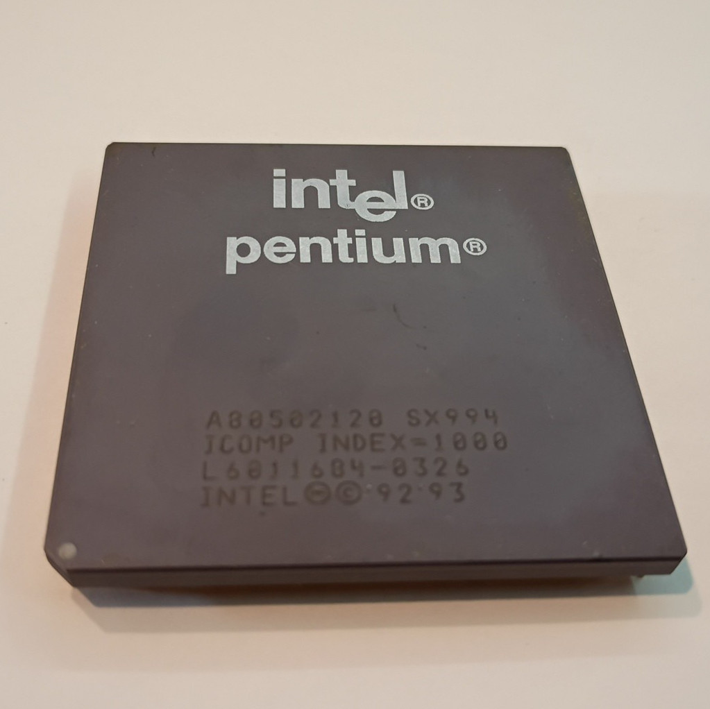 Intel SX994 Pentium 120 MHz Ceramic CPU A80502120
