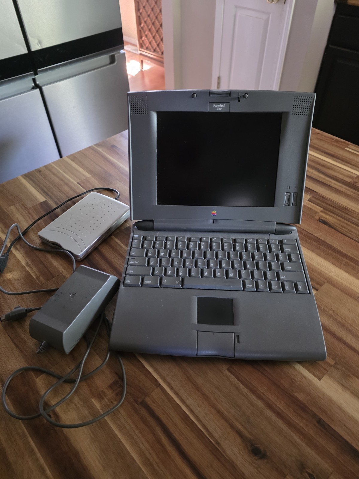 Apple PowerBook 520c Mint Condition Works Great