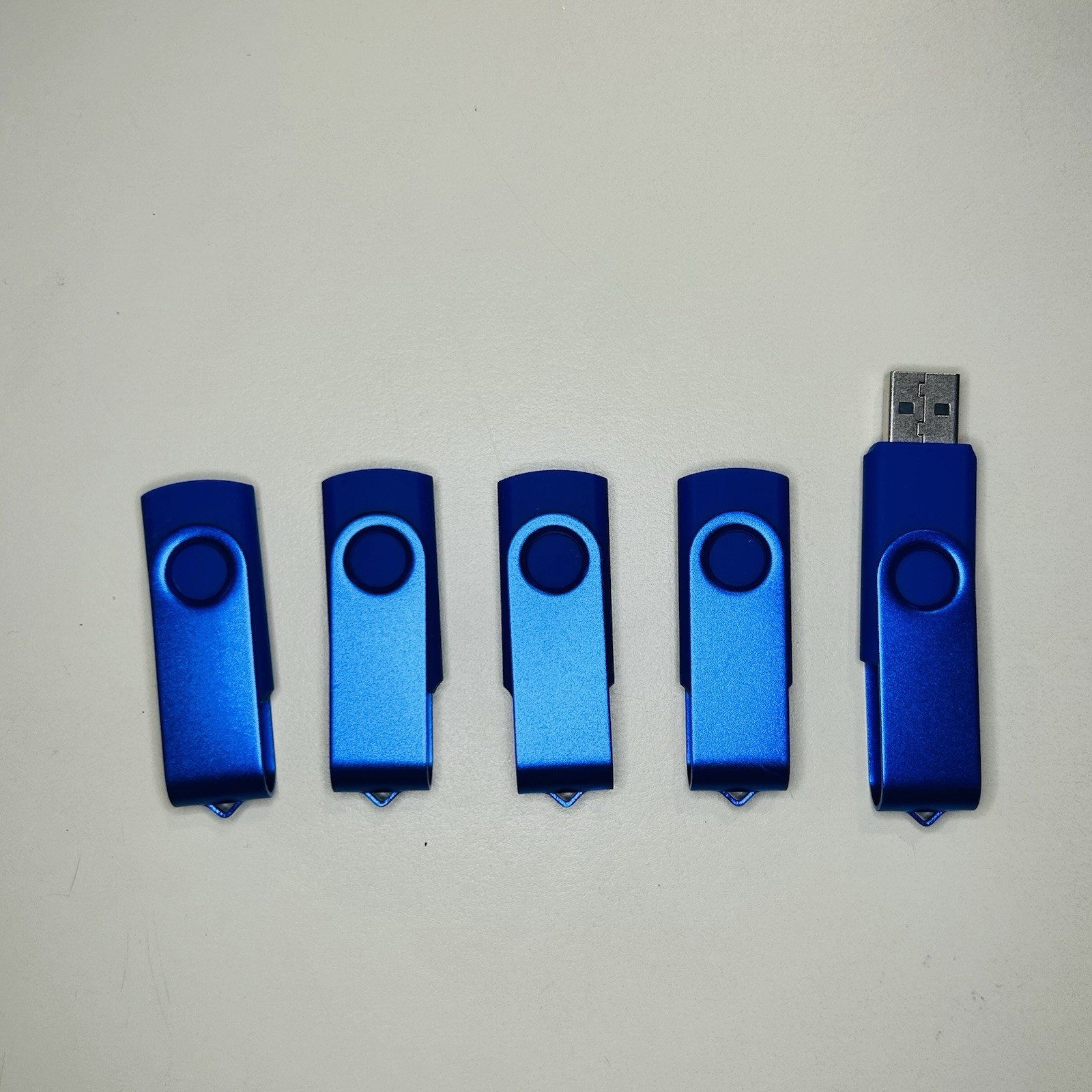 4 GB USB Thumb Drive / Flash Drive Lot - 5 Pack - Blue - NEW