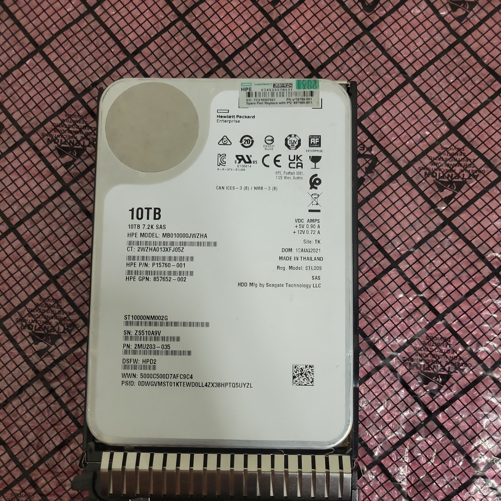 HPe 10TB SAS 12G 7.2K  3.5" HDD HPE P/N: P15760-001 ST10000JWZHA