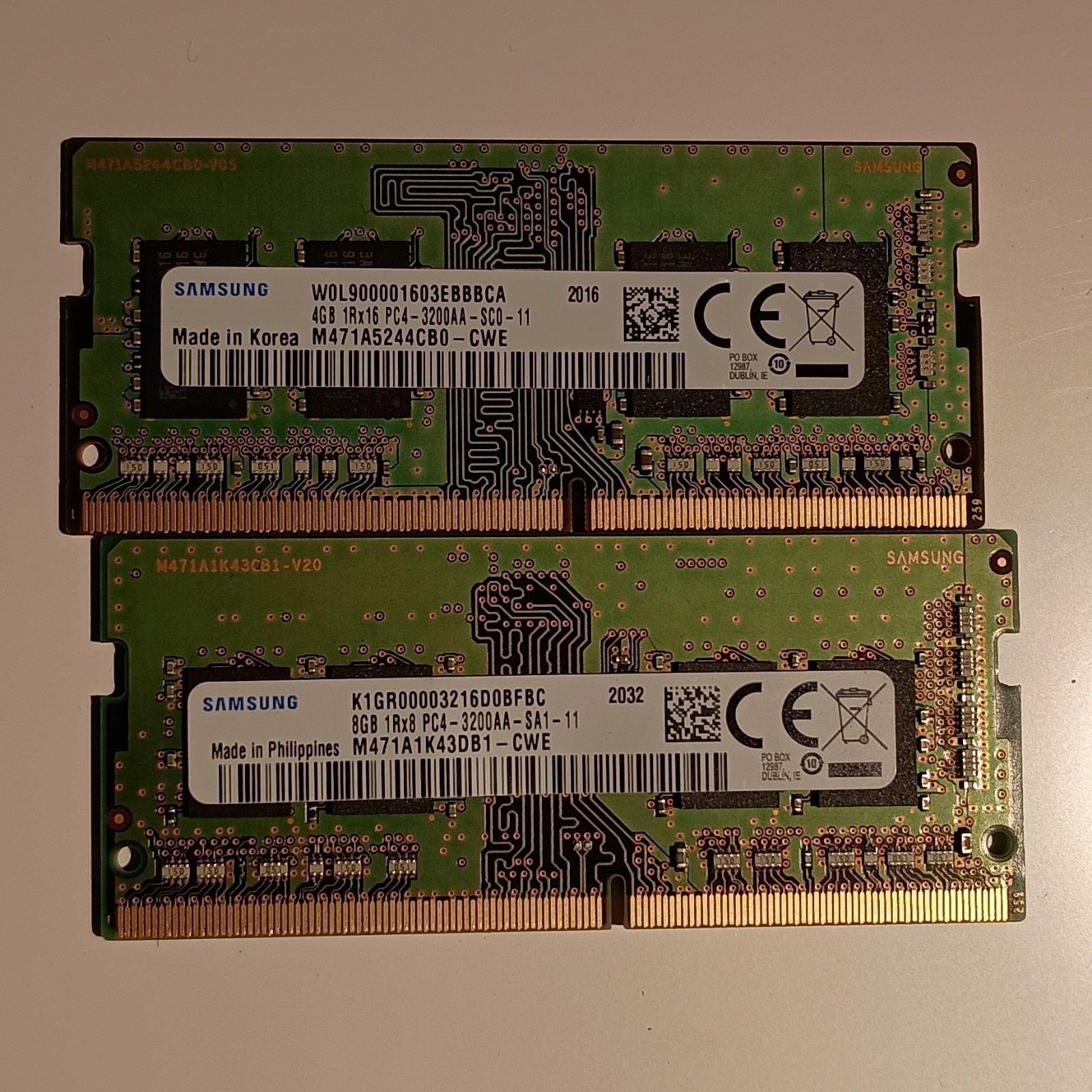 Used - Lot of Two - Samsung 12GB 1Rx8 pc4 + 4gb 1Rx8 PC4-3200AA-SA1-11