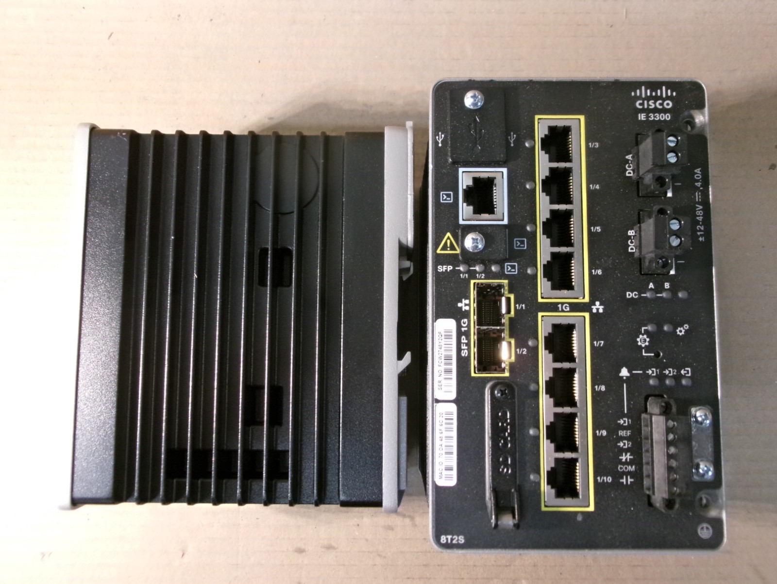 Cisco IE33008T2SE V06 Catalyst Industrial Ethernet Switch 8 Port FLAW 12 G2U