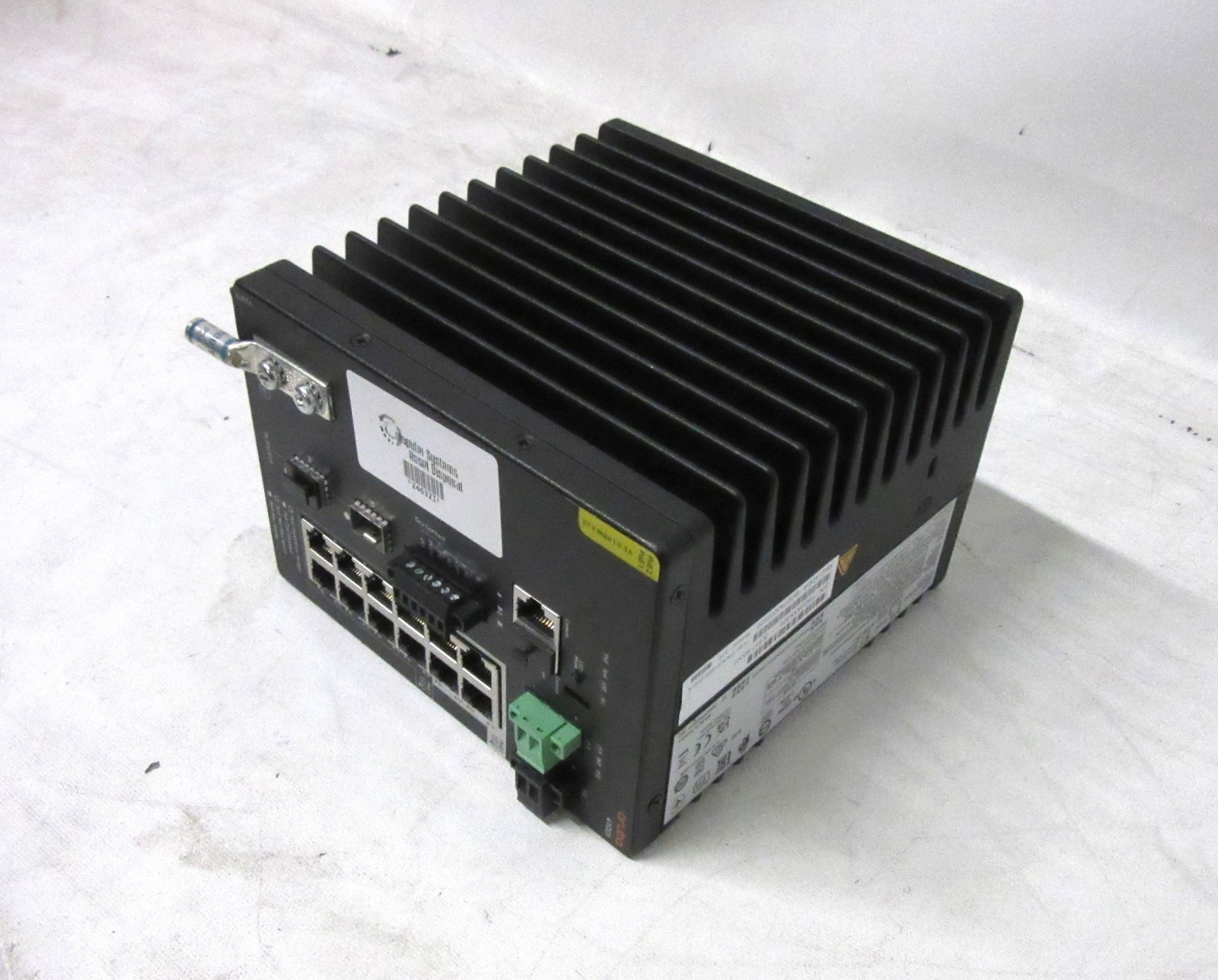 HPE Aruba Networking CX 4100i 12p 1GbE DIN Mount Switch (JL817A) - Factory Reset