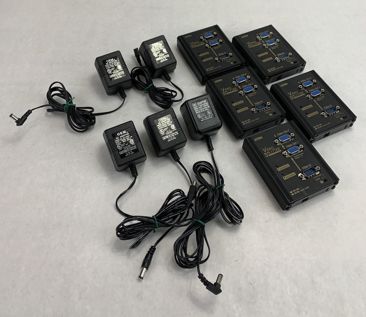 Aten VS-102 2-Port Video Splitter w/ Power Supply (Lot of 5)