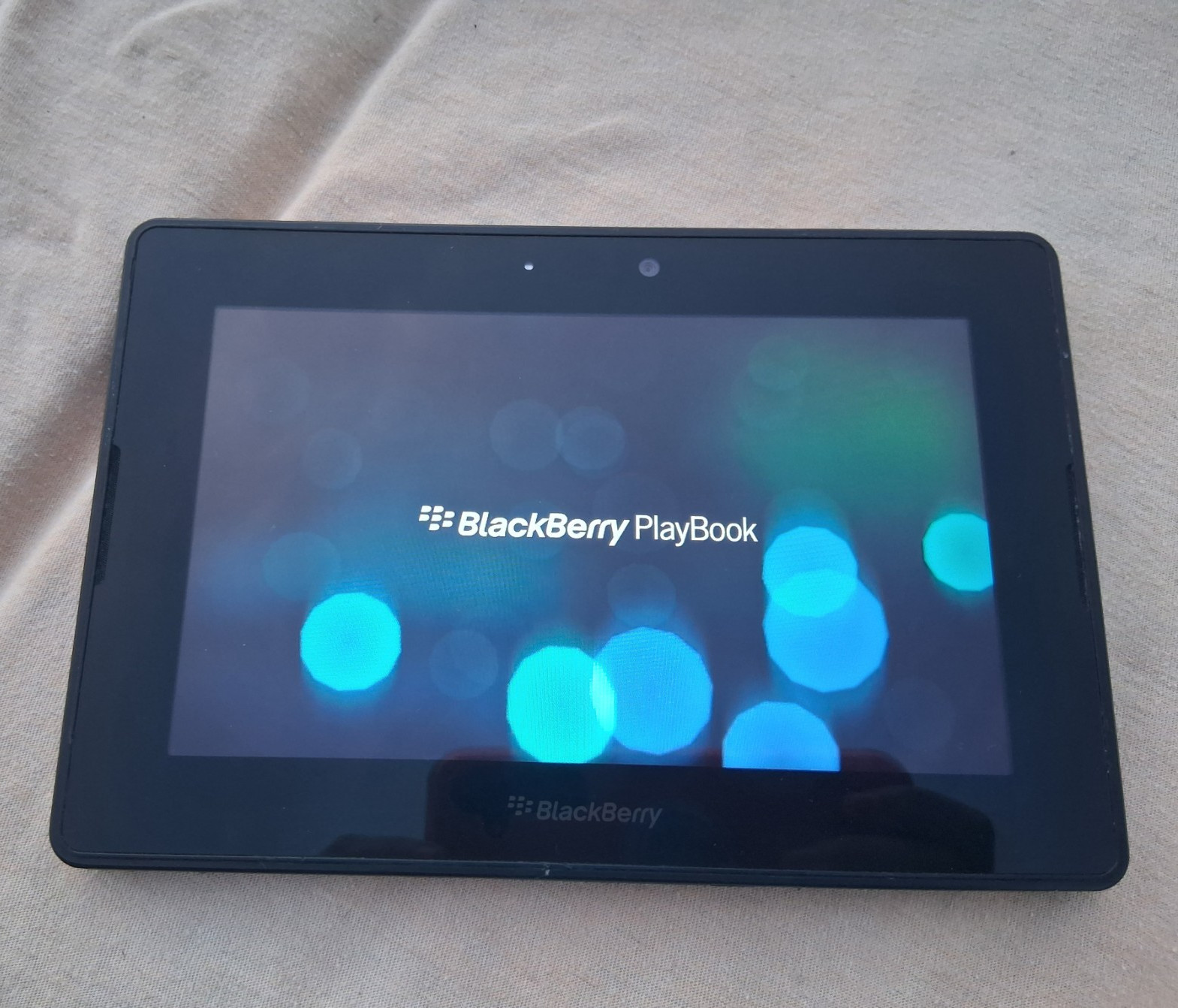 BlackBerry PlayBook 7" 16GB With 1GB RAM Black Wi-Fi Bluetooth Front Camera