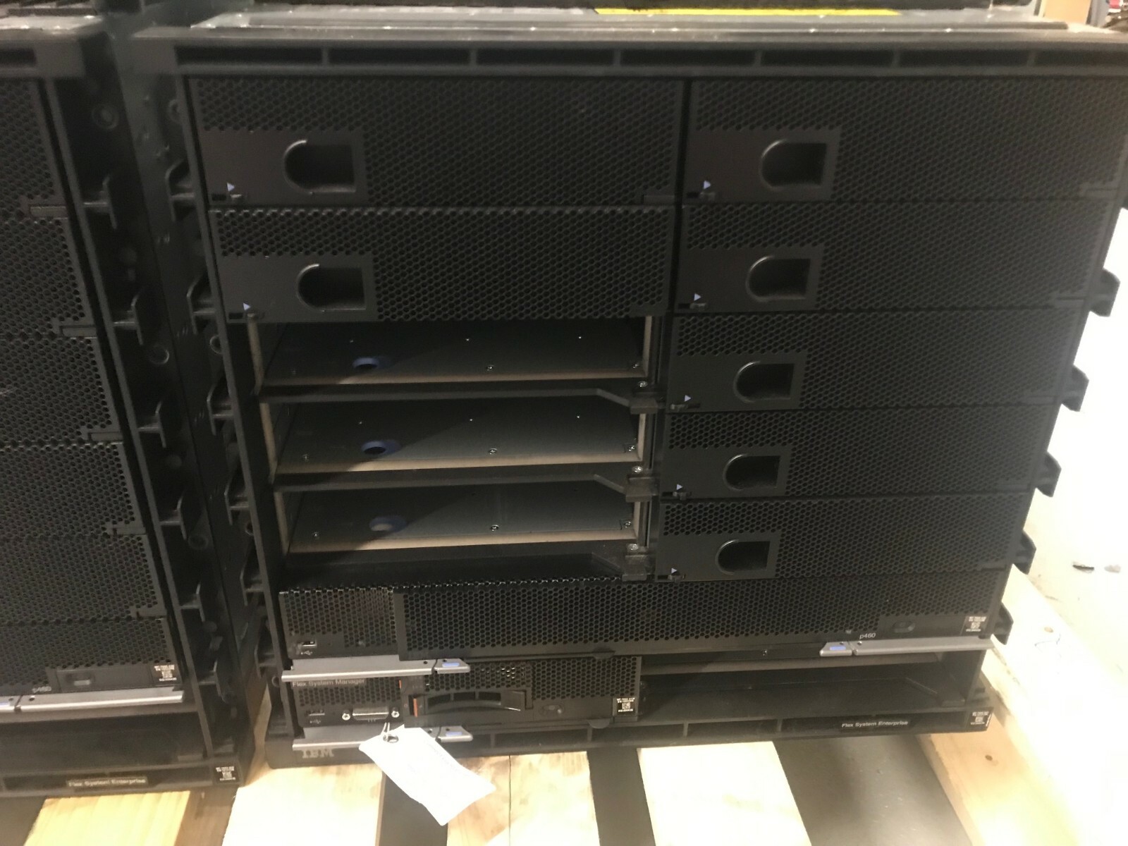 IBM 7893-92X Flex System Blade Chassis 6 power supplies 8 fans 2 CMM 81Y2891
