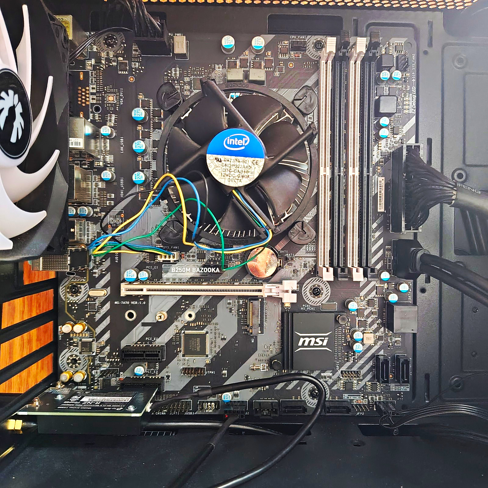 COMBO: MSI B250m Bazooka + Intel i5 7400