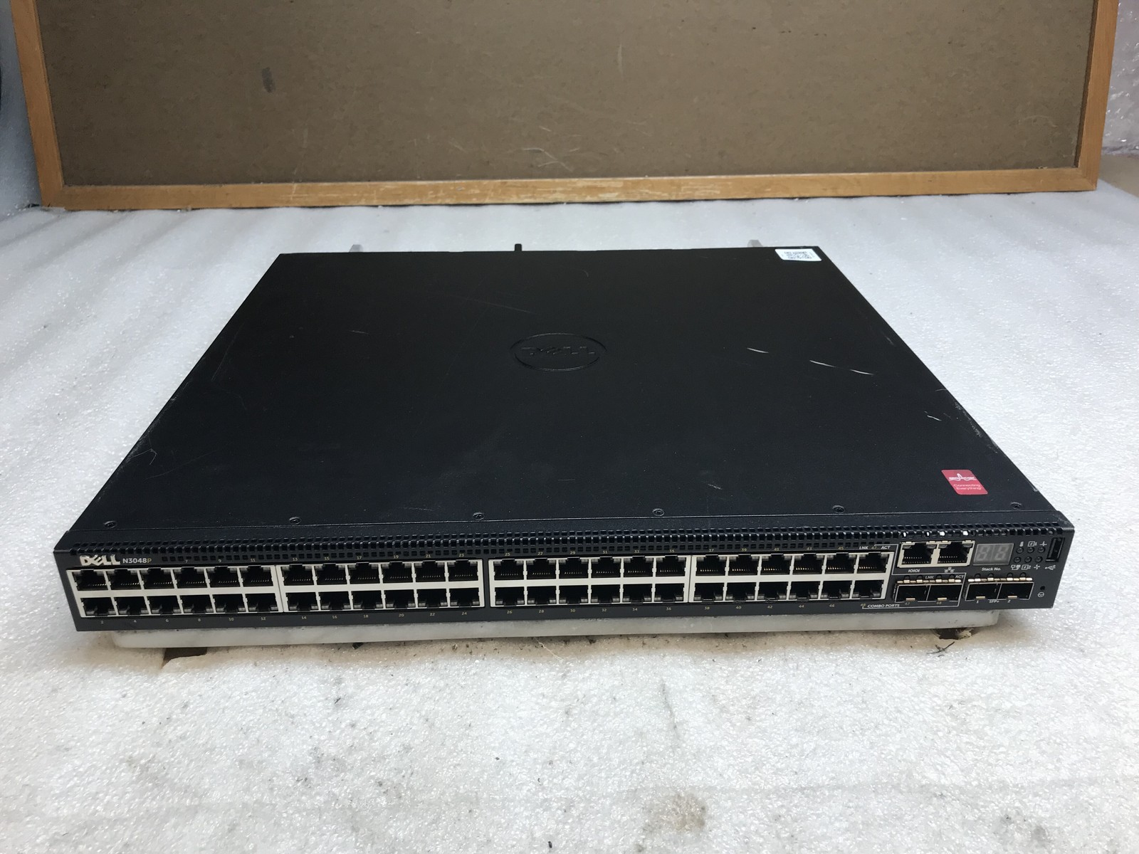 Dell E06W PowerConnect N3048P E06W002 48-Port PoE Switch 2x 1100 PSU