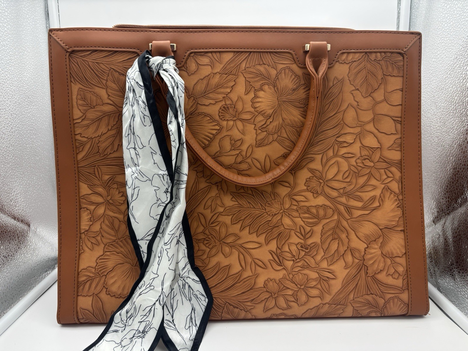 NUBILY BROWN TOOLED LAPTOP BAG /XBODY STRAP/16X13X3 NEW NO TAG