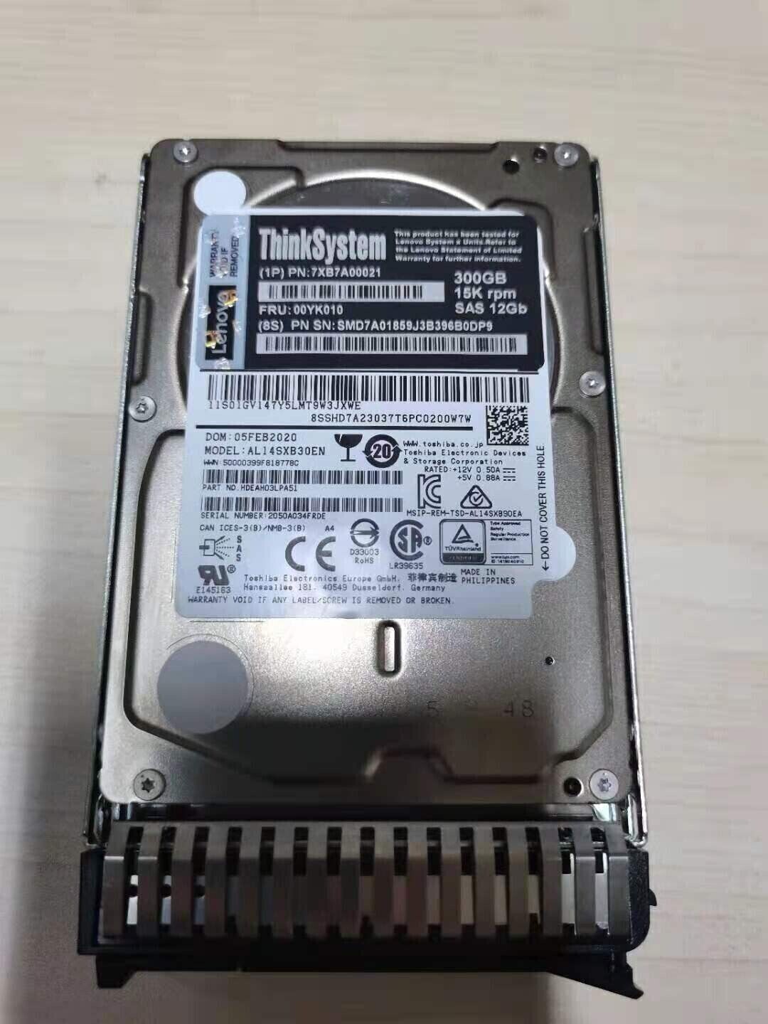 LENOVO 7XB7A00021 00YK010 300G 15K 2.5” SAS 12G TS 512e HDD Hard Disk Drive