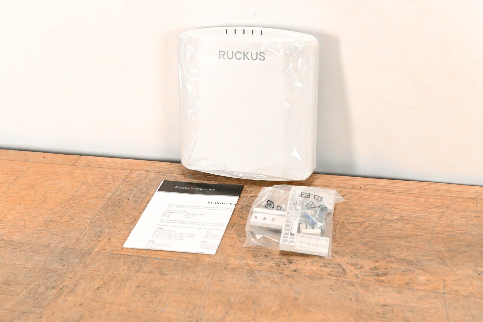 Ruckus R550 Indoor Wireless Access Point CG01RKG