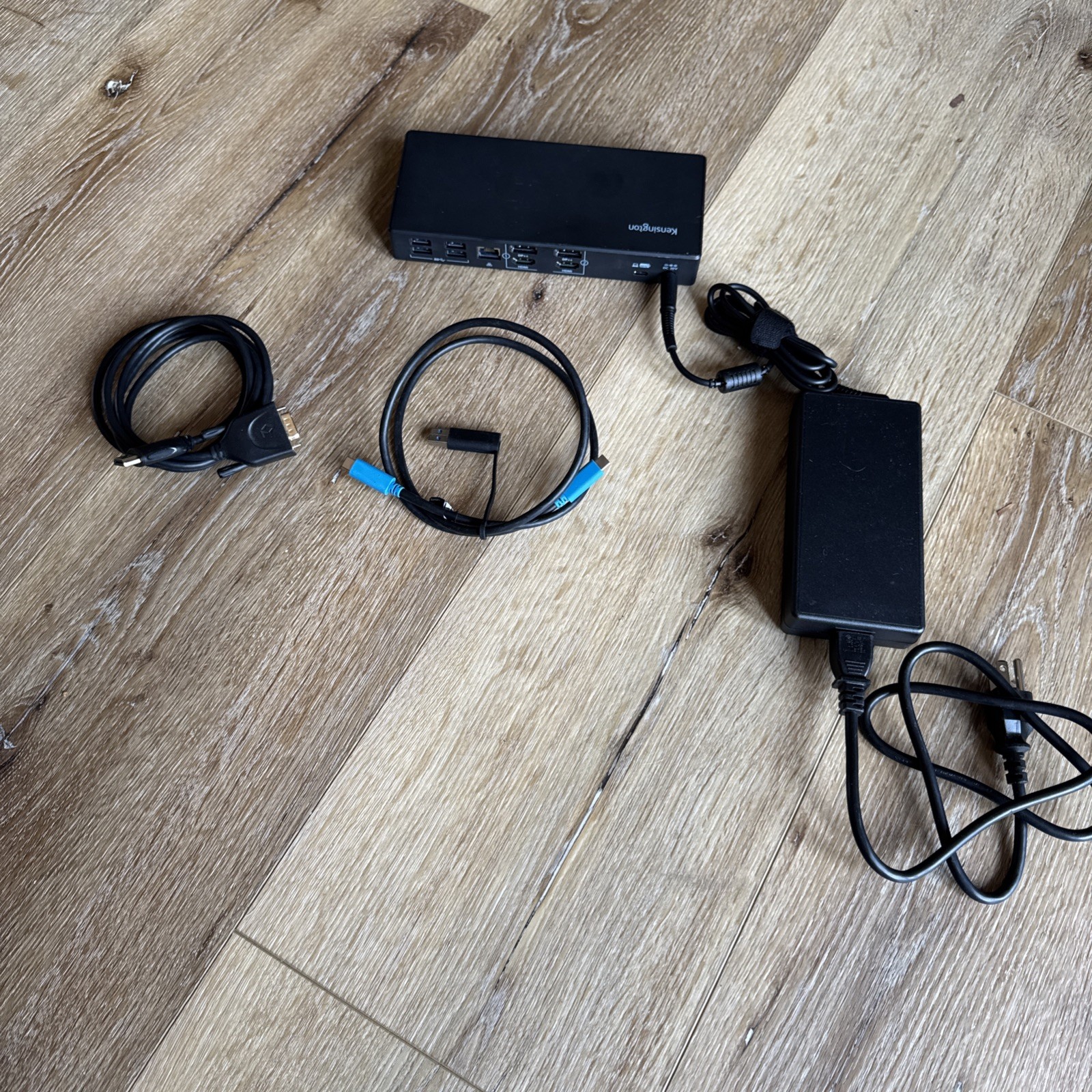Kensington SD4780P Dual 4K USB 3.0 USB-C Hybrid Docking Station K33620NA