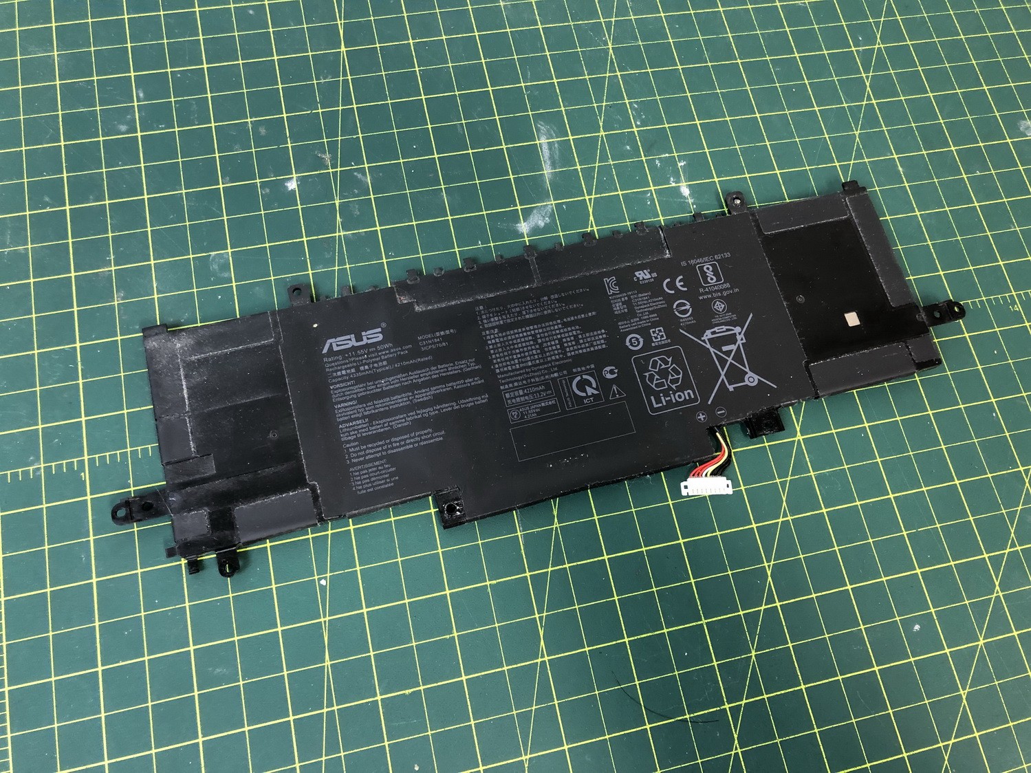ASUS Zenbook Flip Q427F Q407I UX463FA Battery 11.55V 50Wh 4335mAh C31N1841 59.3%