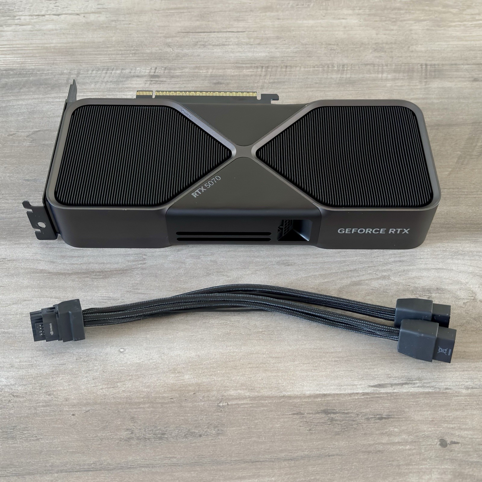 Nvidia 5070 Founders Edition - 12GB VRAM - GeForce RTX - GPU - Excellent