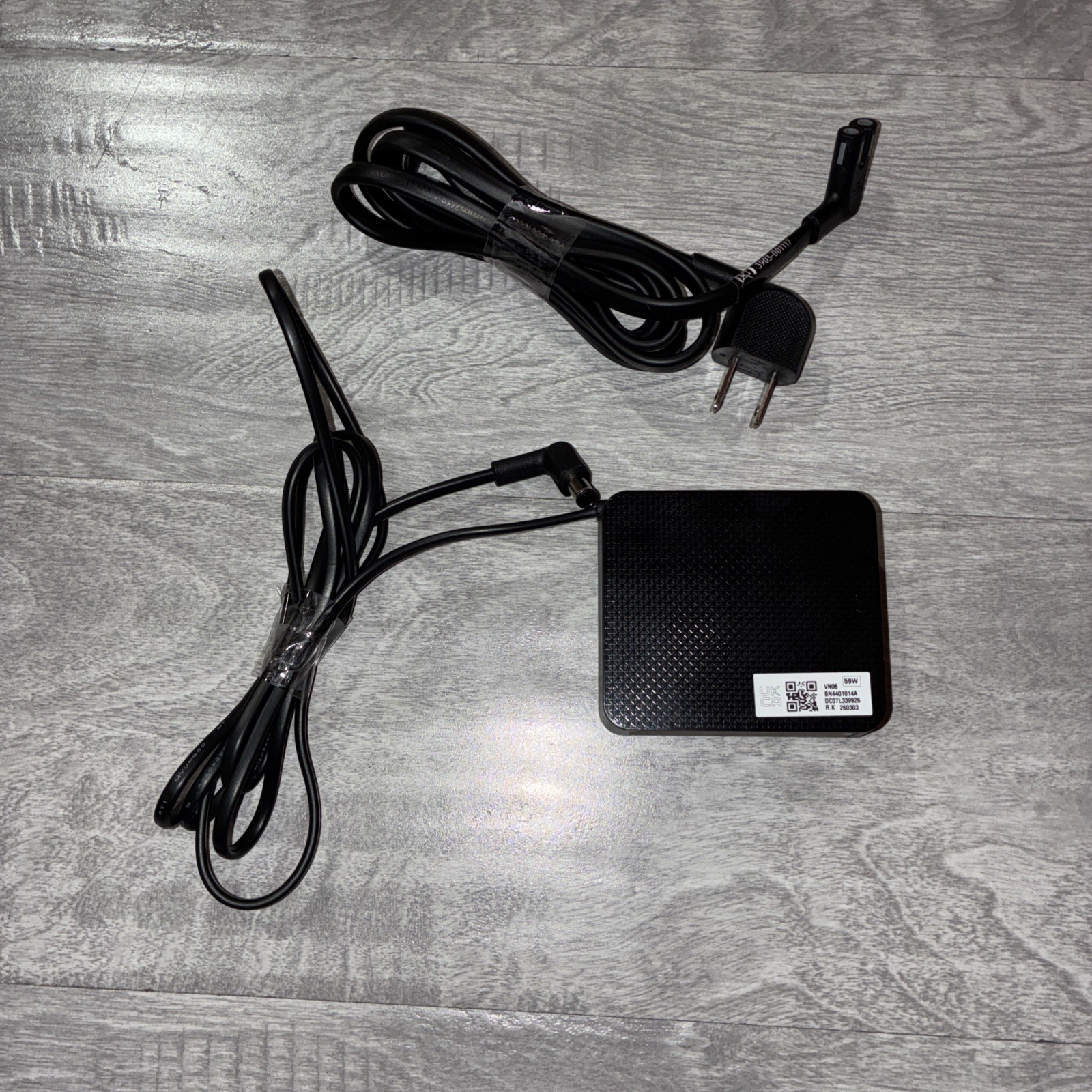 Genuine Samsung BN44-01014A 19V 3.11A 59W AC Adapter Odyssey G5 G55C OEM