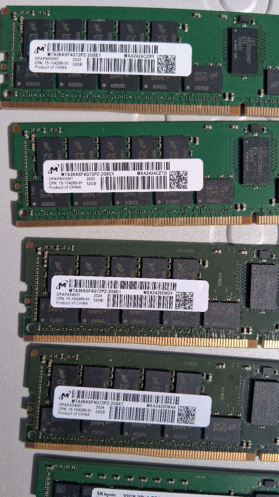 Micron 128gb (4x32gb) DDR4 2666MHz ECC RDIMM MTA36ASF4G72PZ‑2G6E1QI