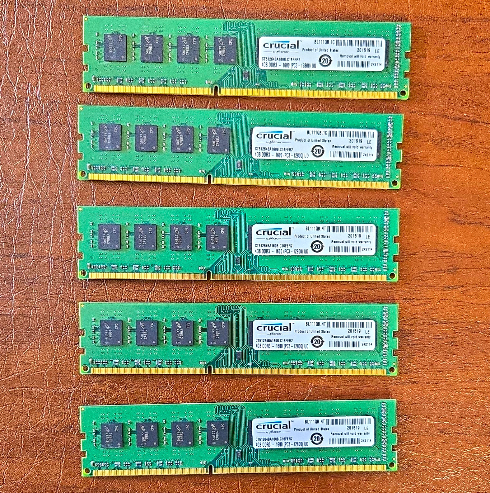 Crucial 20GB (5x4GB) DDR3-1600 PC3-12800U 240-Pin UDIMM Non-ECC