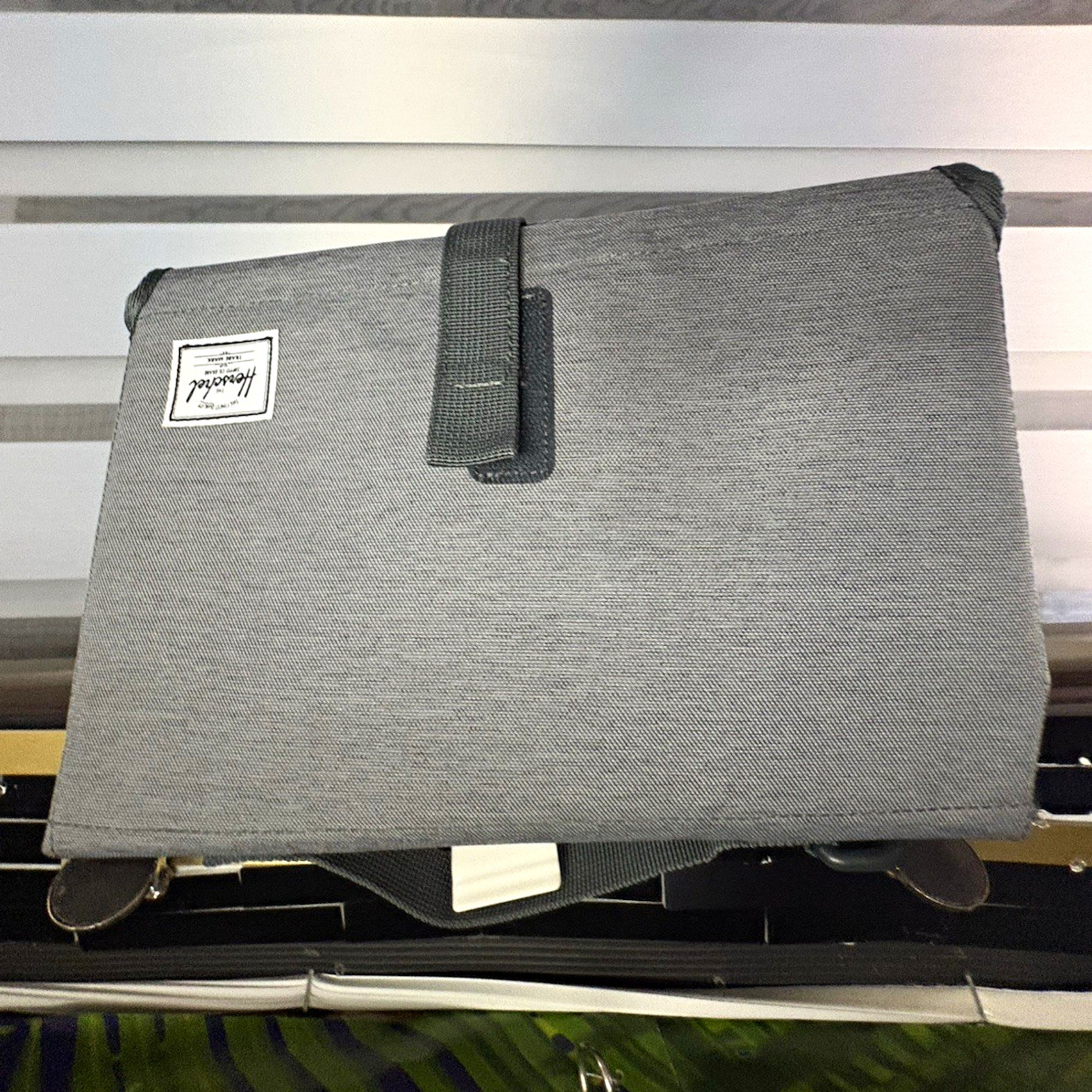 Herschel Supply Co. Sprout Change Mat (shown here in the grey Raven