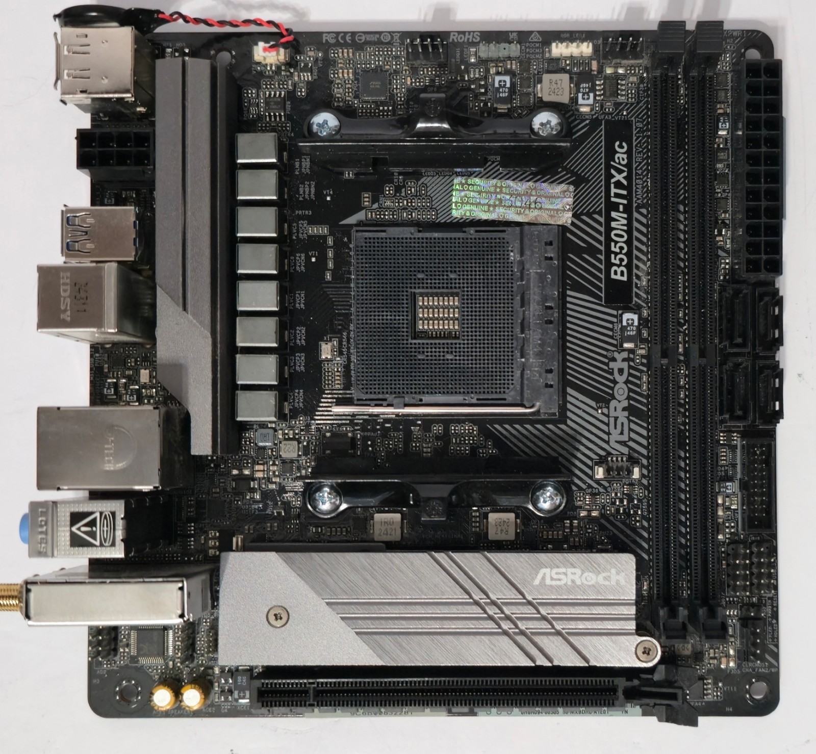 ASRock B550M-ITX/AC AM4 AMD B550 SATA 6Gb/s Mini ITX AMD Motherboard