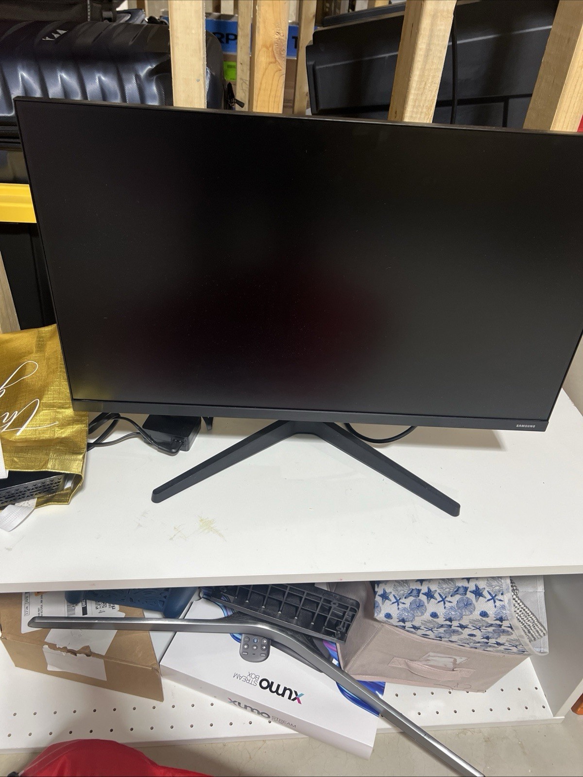 Samsung - 24" T350 Series IPS FHD 1080 75hz AMD FreeSync Monitor- LF24T350FHNXZA
