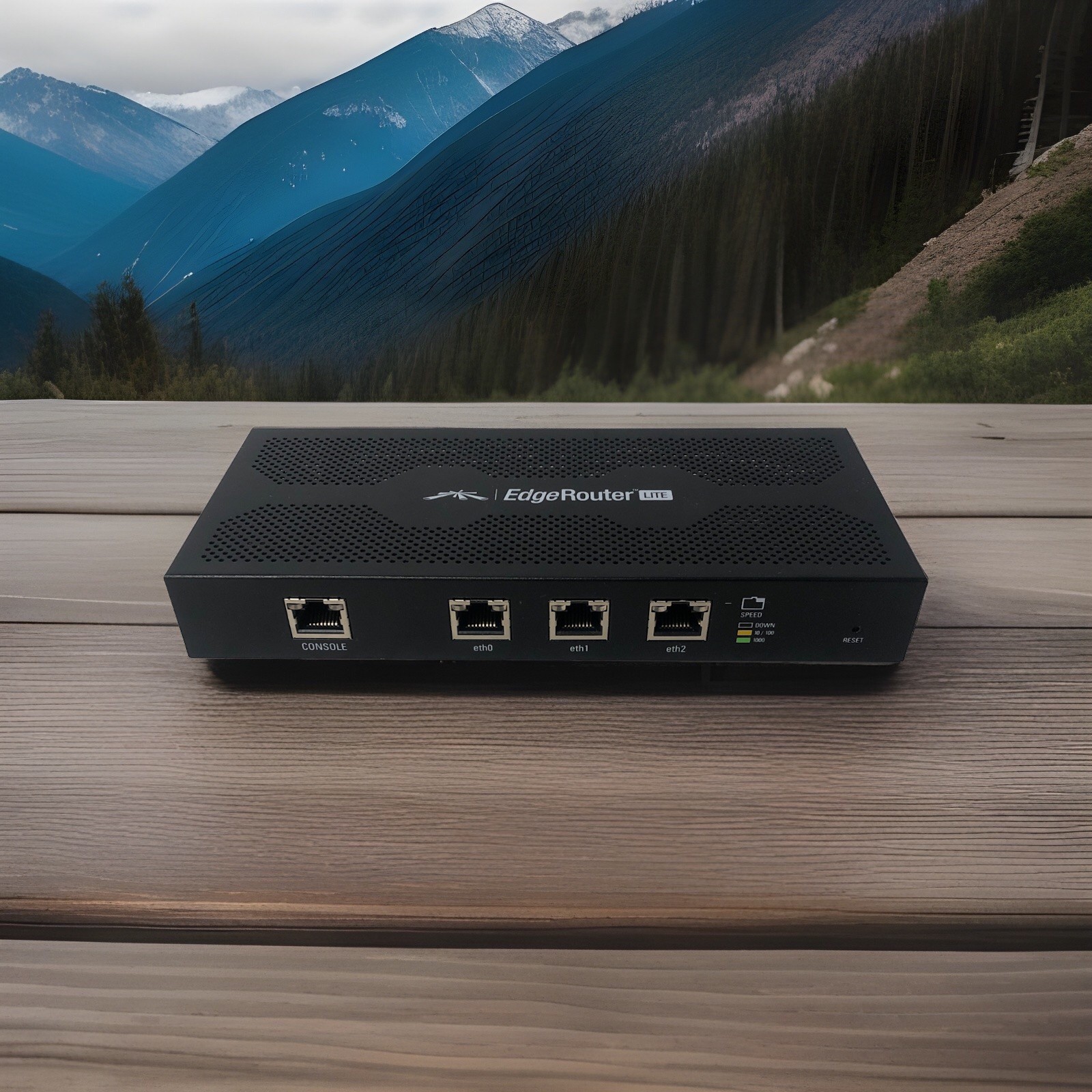 Ubiquiti Networks EdgeRouter Lite ERLite-3 Router 3-Port WITHOUT Power Adapter