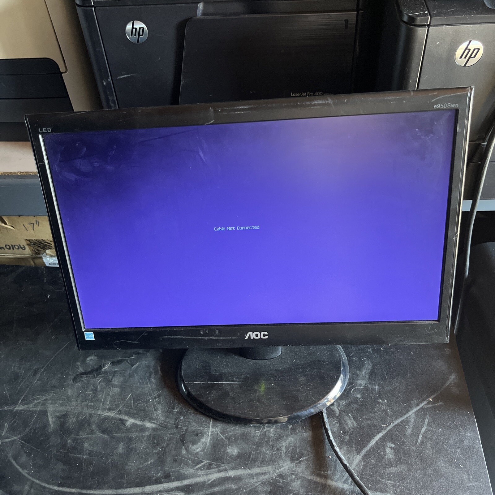 AOC e950Swn 185LM00013 Black 18 in Anti-Glare LED Backlit LCD Monitor
