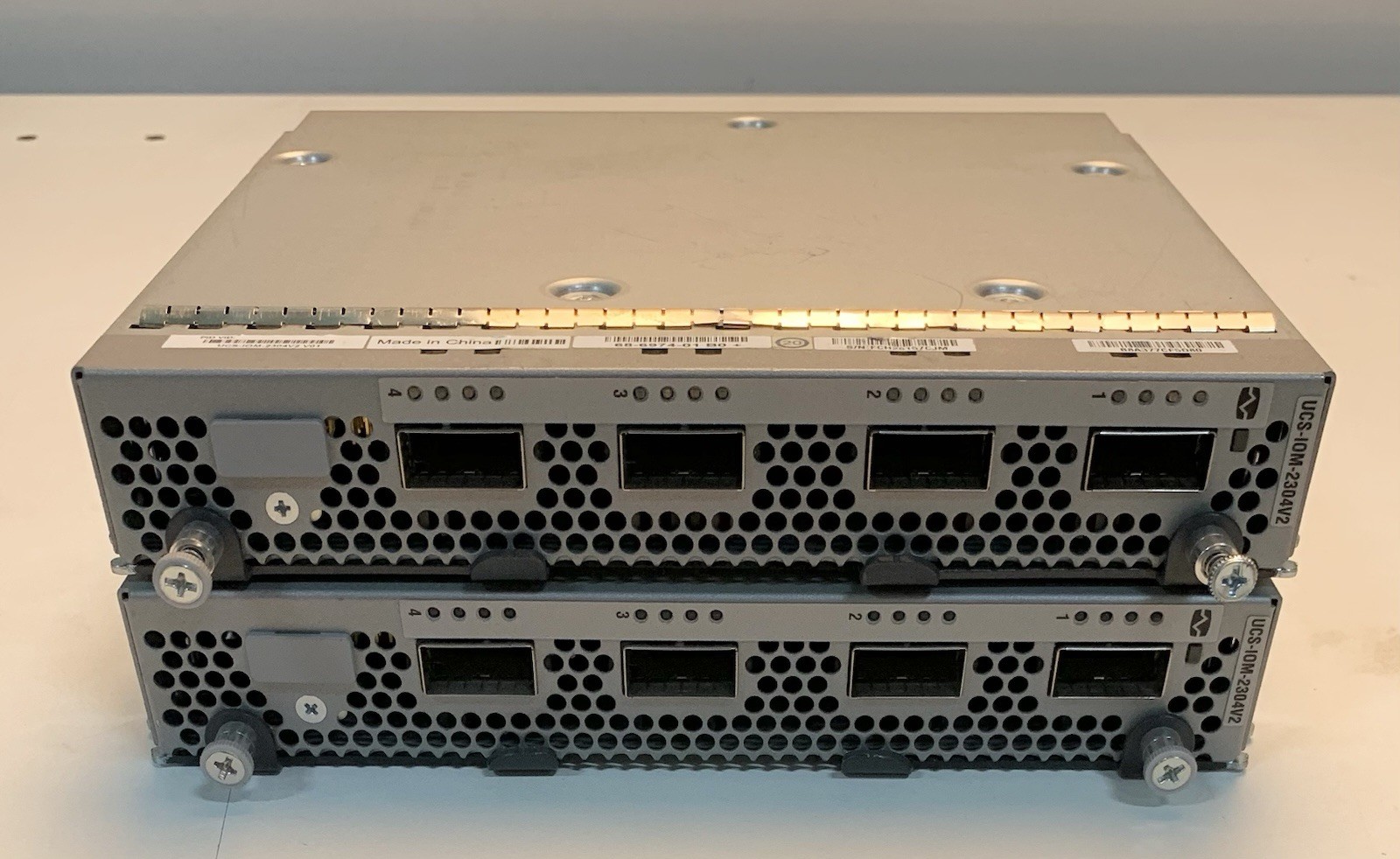 LOT of 2) CISCO UCS-IOM-2304 2304 FABRIC EXTENDER