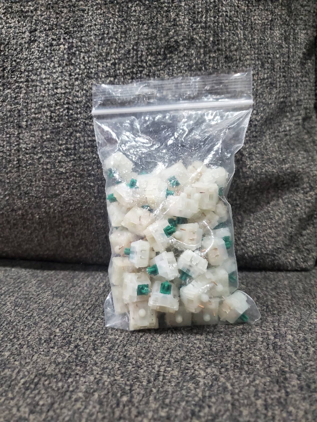 Cherry MX Green Switches 69 Pieces 
