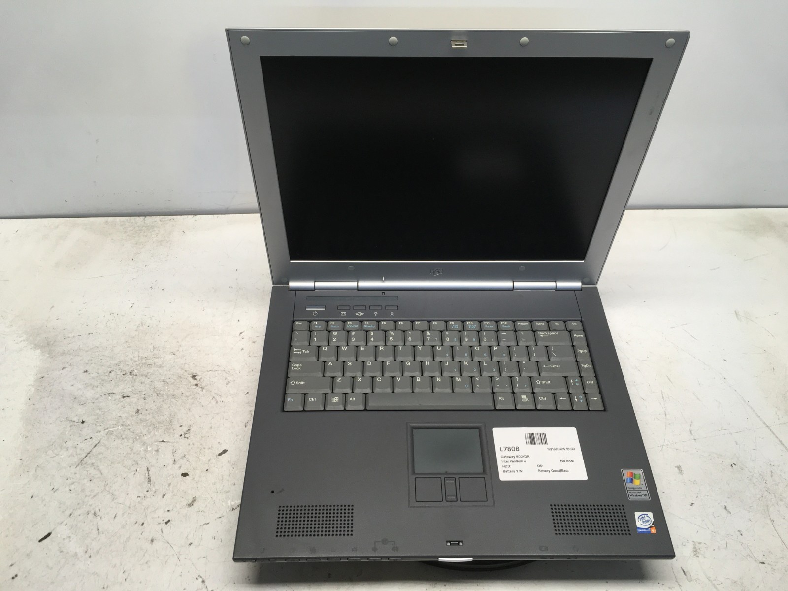 Gateway 600YGR Intel Pentium 4 No RAM NO HDD - For Parts/Repair