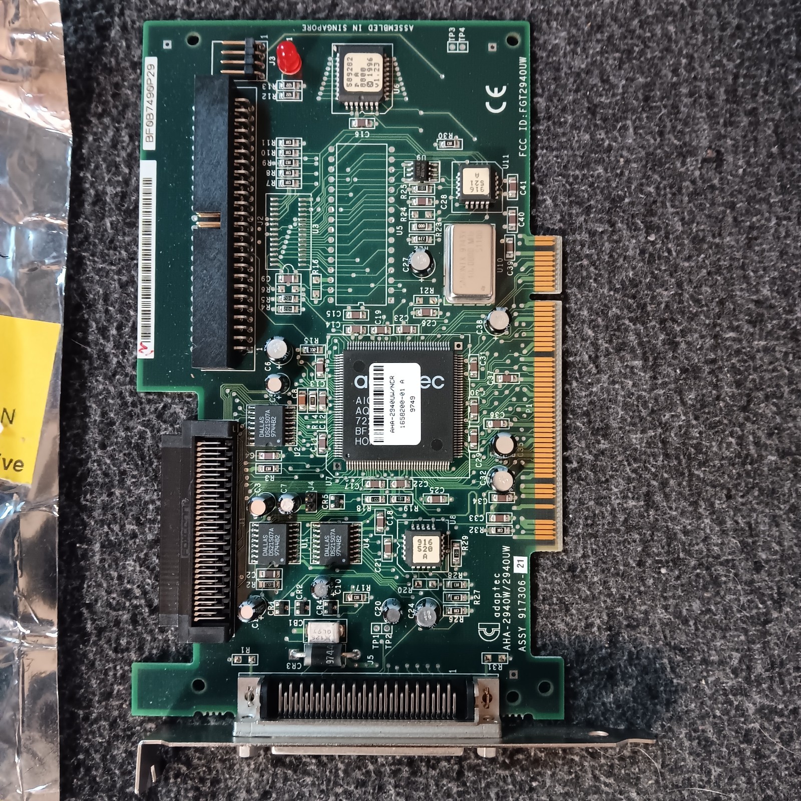 Genuine Adaptic AHA-2940W 2940UW Ultra-Wide SCSI PCI Controller Card