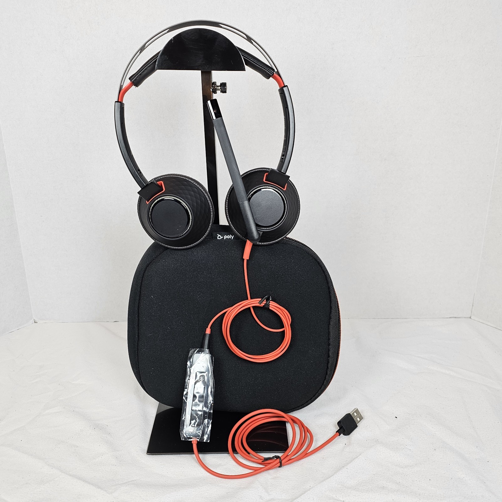 Poly Plantronics Wired USB Headset w/Mic Inline Mute Volume+Case Used Working