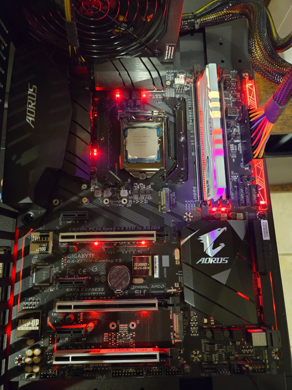 Gigabyte Aorus GA-Z270X-Gaming K5 i7-7700 8gb Ram