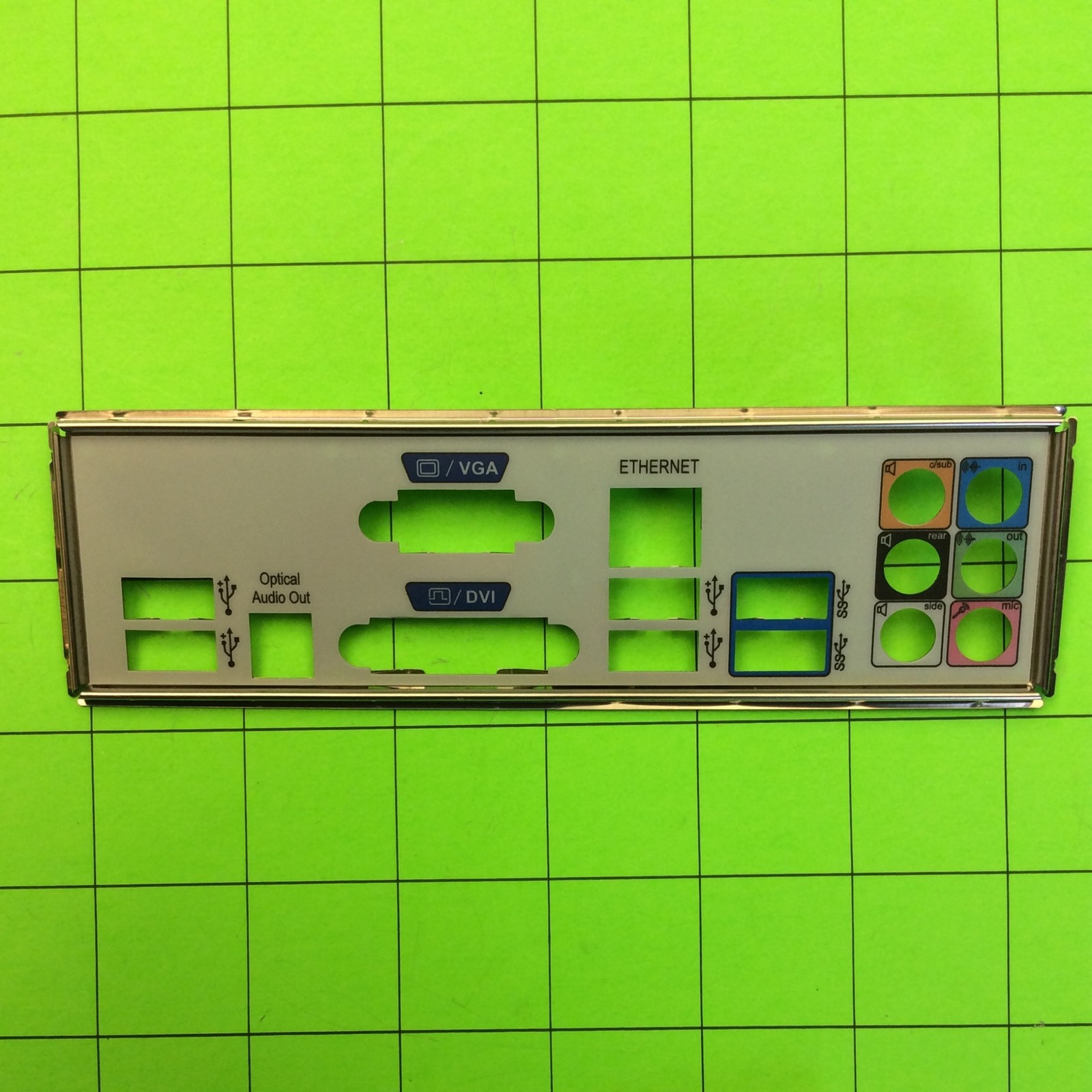 HP Pavilion 500-017C Desktop Computer I/O Plate