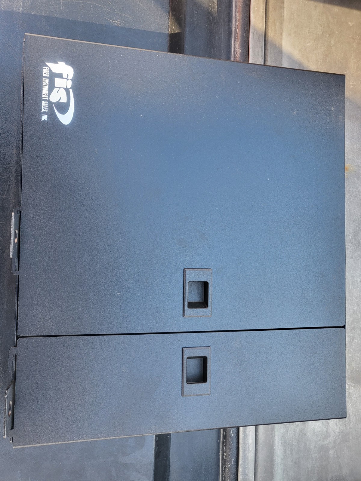Fiber Instrument sales 4 Panel Deluxe Wall Mount Enclosure