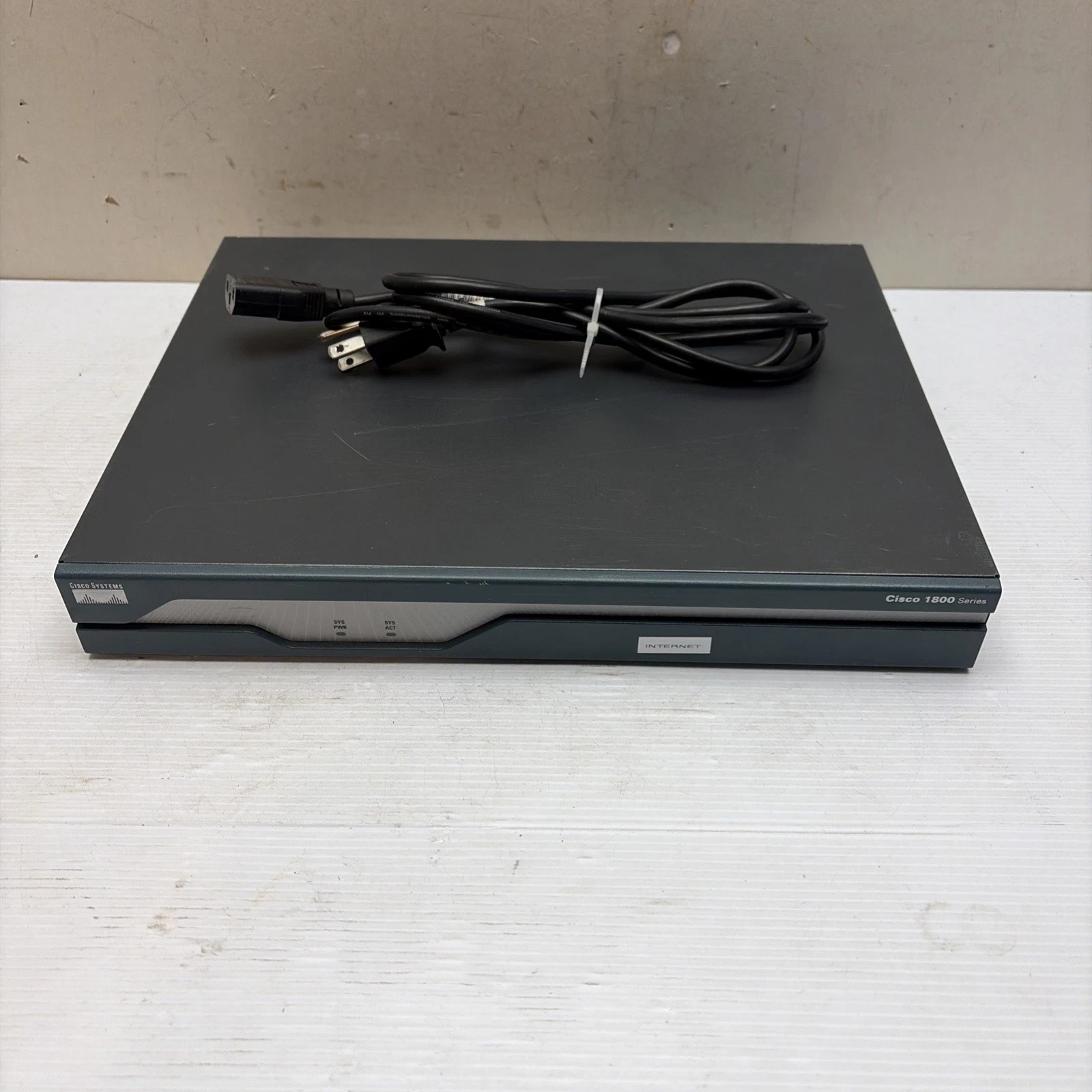 Cisco 1800 Series 1841 Router Integrated Services Router