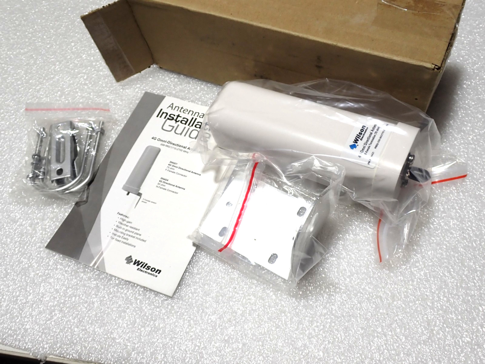 4G OMNI DIRECTIONAL BUILDING ANTENNA WILSON 304421 75 OHM NEW