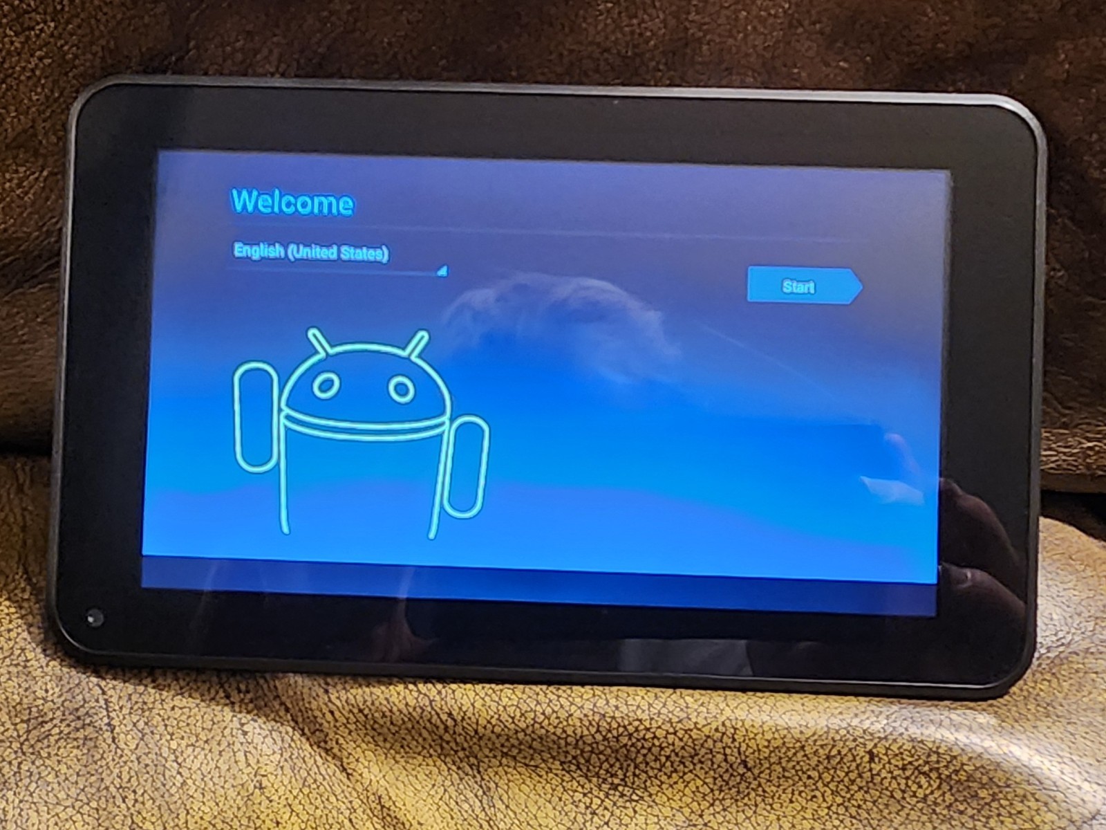 Trio Stealth Hype 4GB Android OS Wi-Fi tablet