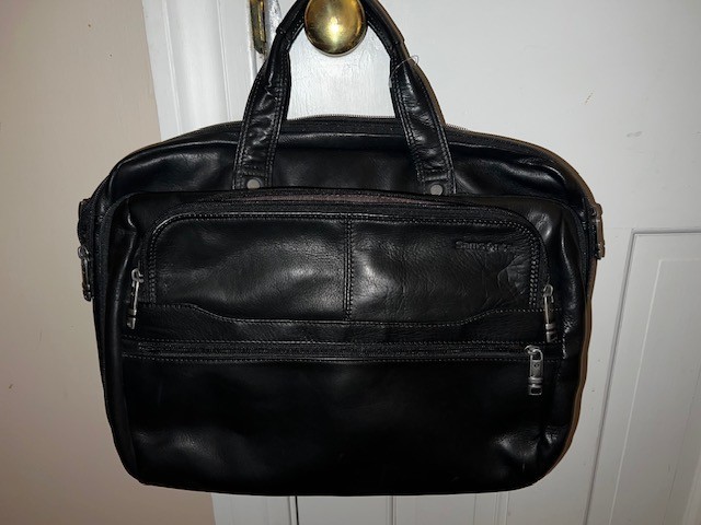 Samsonite Classic Leather Toploader Laptop Briefcase Never used
