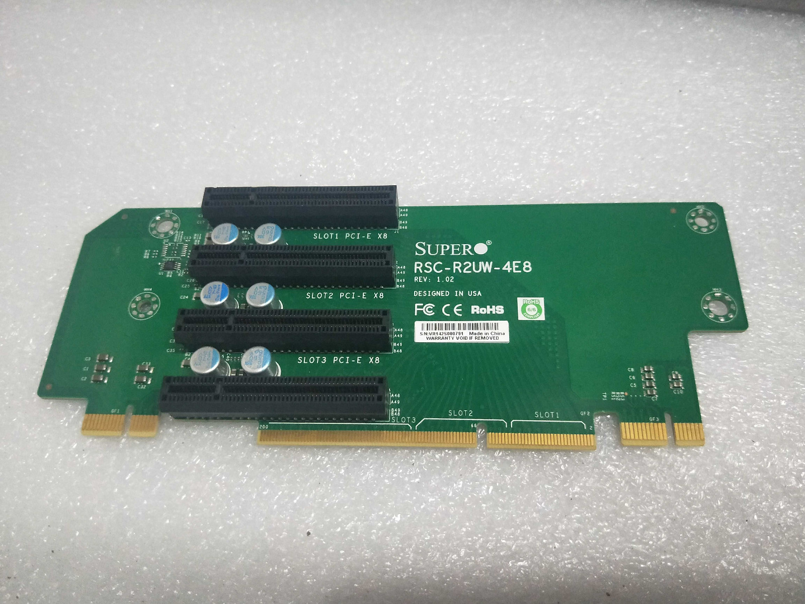 Supermicro RSC-R2UW-4E8 2u LHS WIO PCI-E x8 Riser card