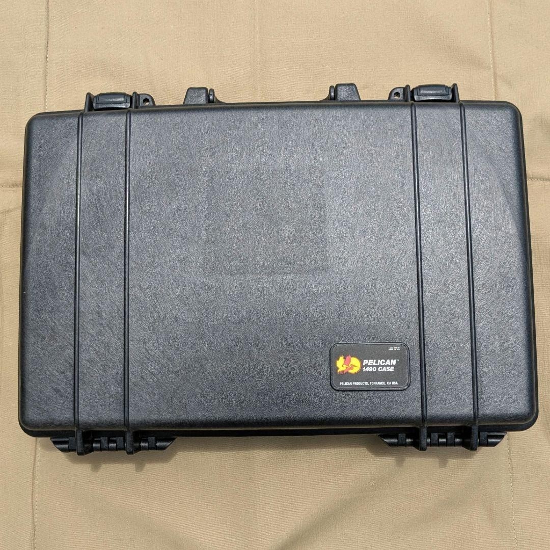 PELICAN CASE 1490 Hard Protective Case Outdoor No Key Used