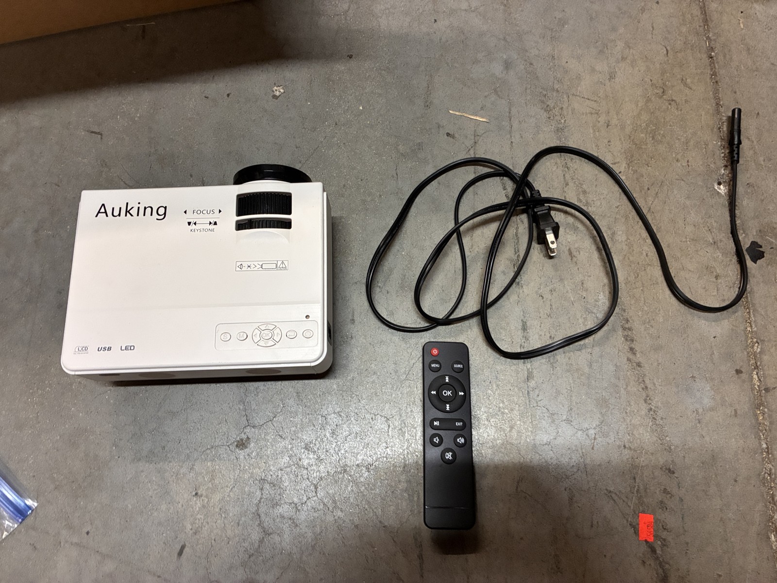 Auking A008 Mini Projector W/ Remote