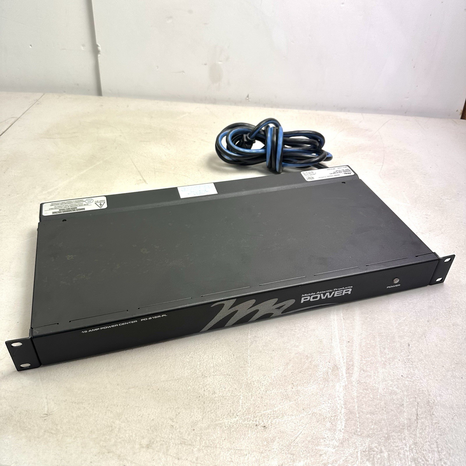Middle Atlantic Products PD-815R-PL Rackmount Power Center 120V-12A-60Hz TESTED