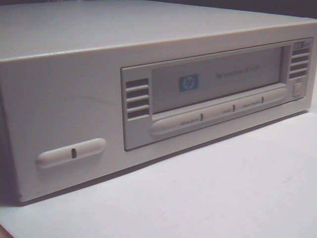 Tape Drive SCSI DLT VS 80 VS80 HP C7503B C7504A C002