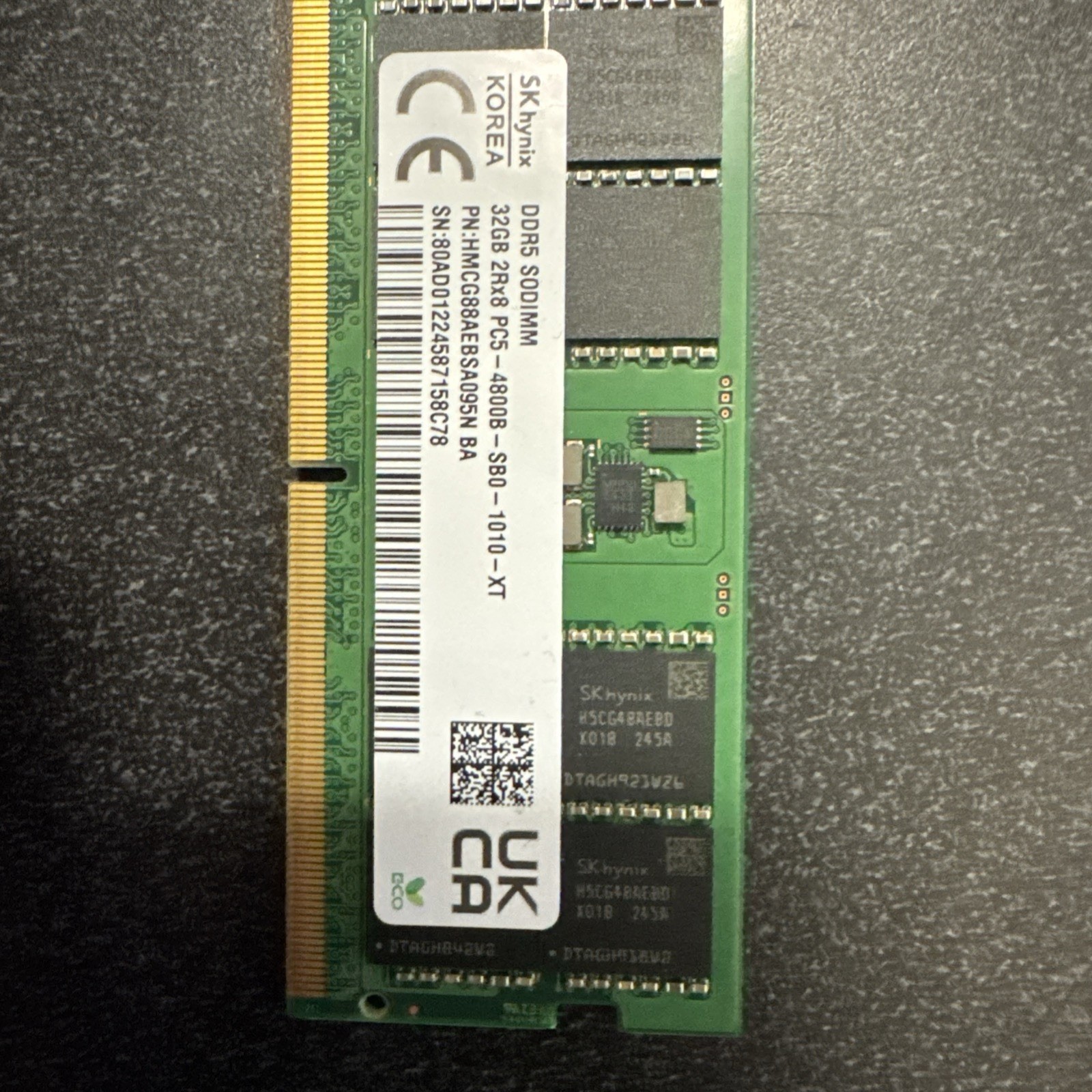 SK hynix 32GB DDR5 4800 Laptop SODIMM RAM 2Rx8 PC5-4800B 