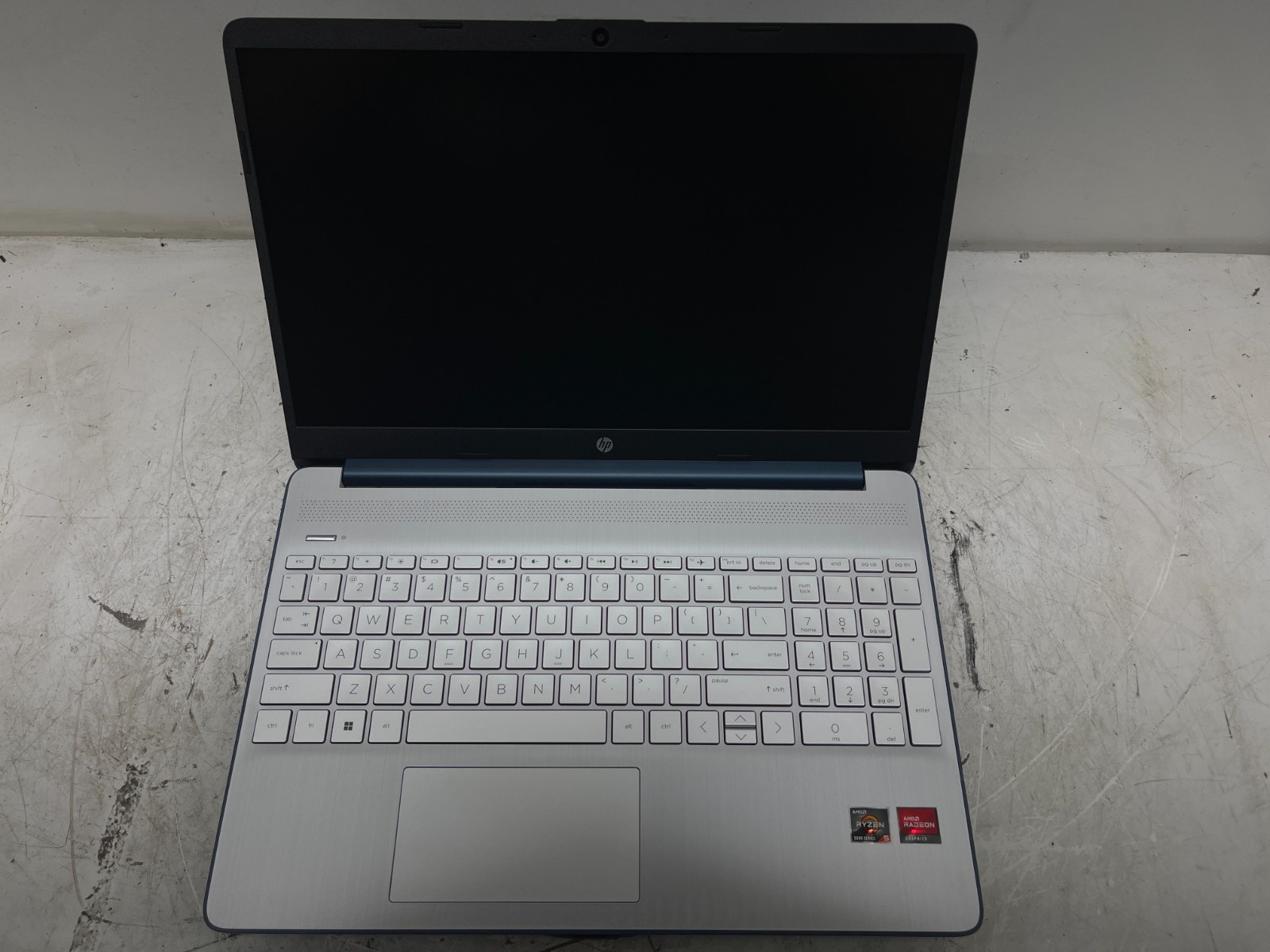HP 15-ef2729wm AMD Ryzen 5 5500U 2.1GHz 16GB 512GB SSD Windows 11